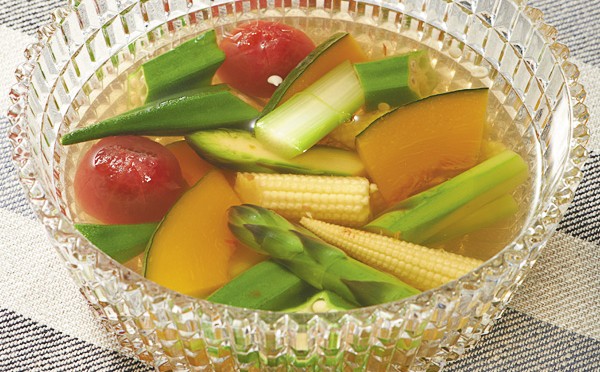 彩り野菜の煮こごり風